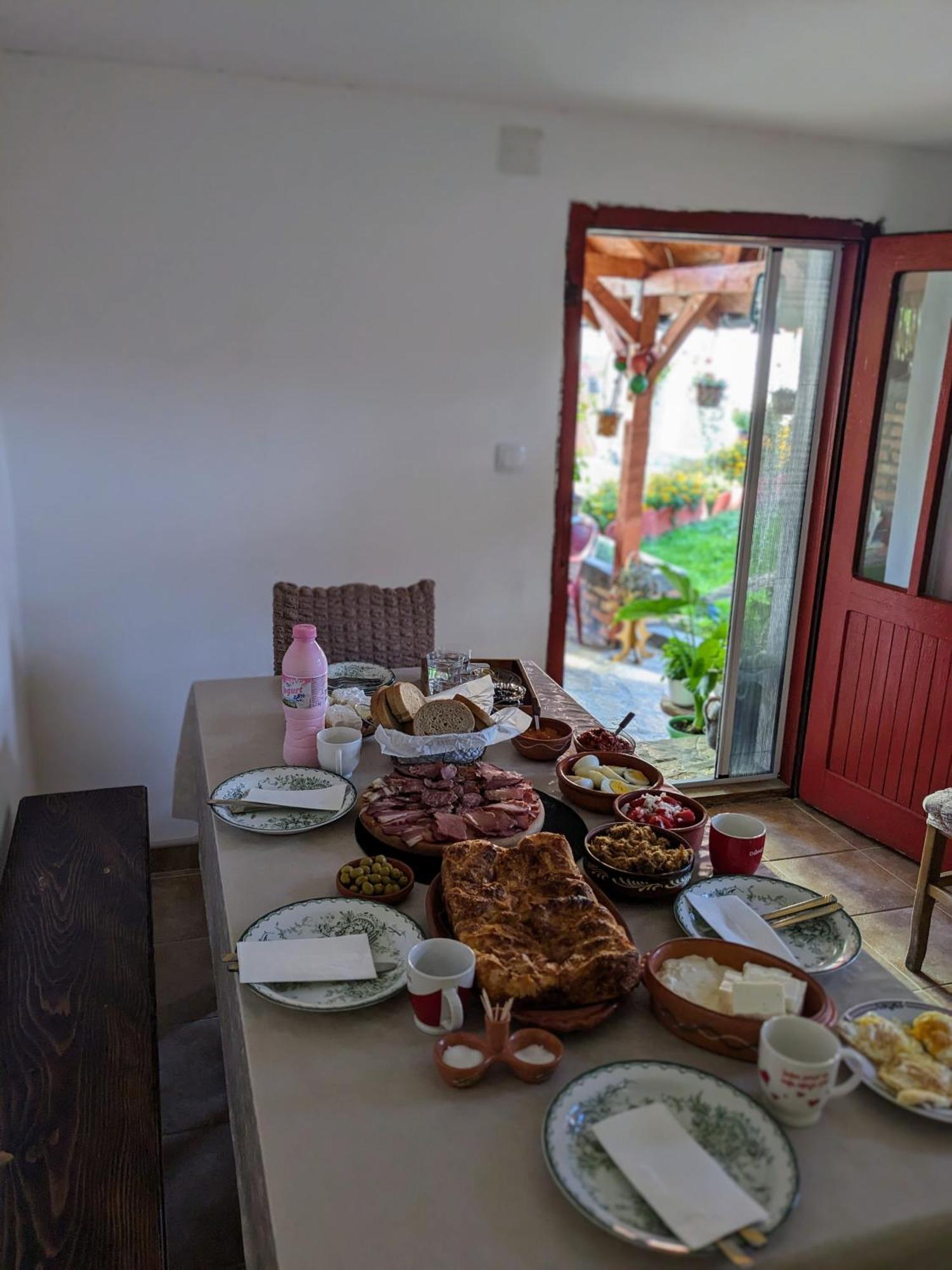 Prenociste Lelic Villa วาลเยโว ภายนอก รูปภาพ